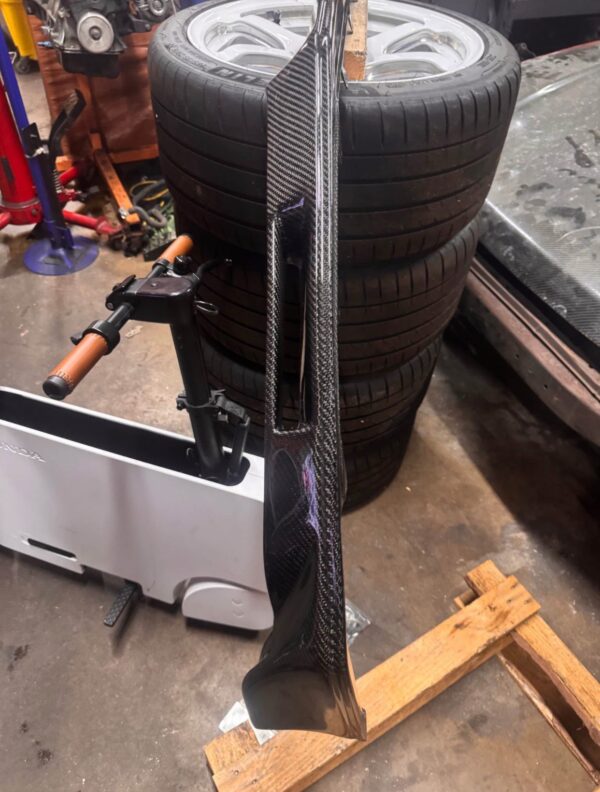 EVS  Carbon fiber front lip FK8