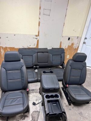 2019-2023 Sierra Denali BLUE & DARK BROWN seats console.