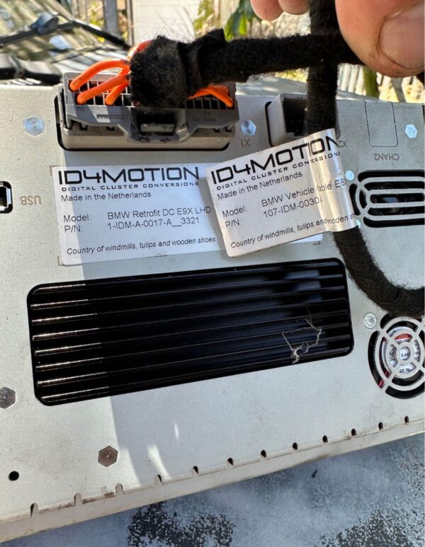 ID4 Motion E9X Digital Cluster Conversion BMW 328i 335i