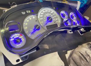 img_4275 99-02 GM truck customize cluster