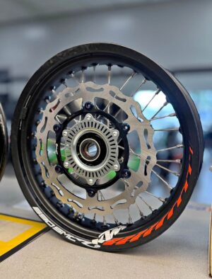 img_4635 KTM 690 SMC R WHEEL SET